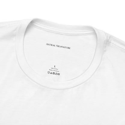 Camiseta Signature: cómoda camiseta unisex para relajarse con colores claros - de Astral Signature